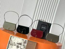 Picture of Saint Laurent Handbags _SKUfw236290180fw